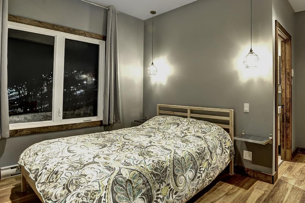 Photo of Bedroom in Stoneham