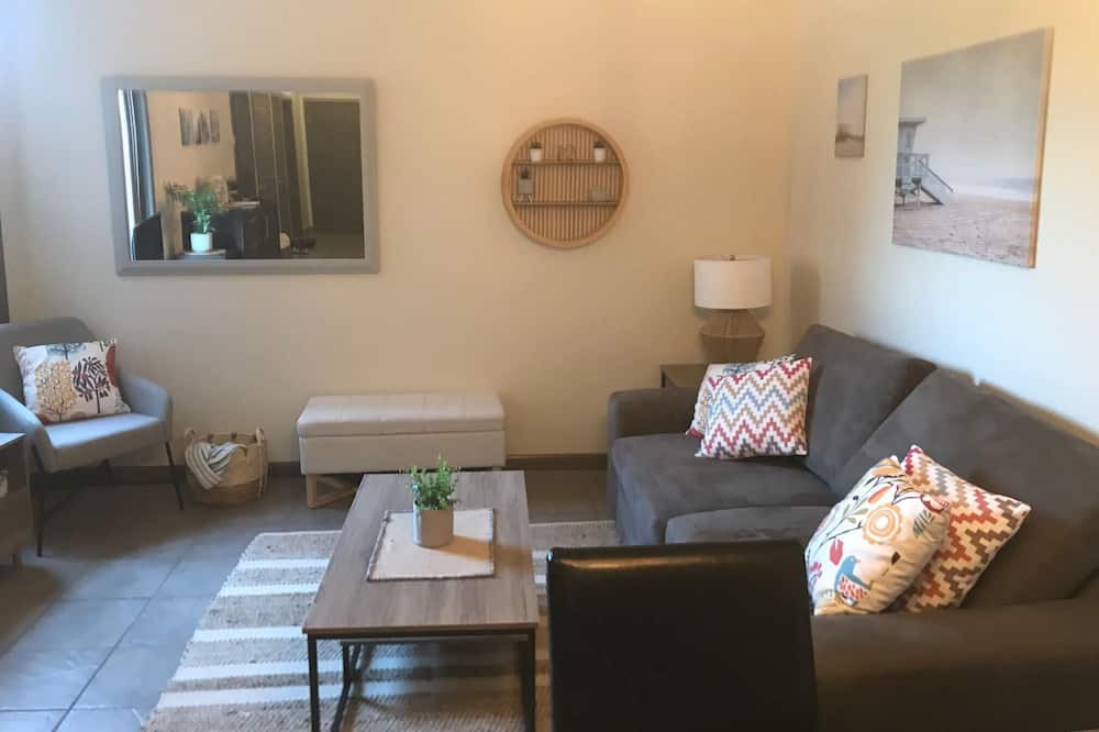 Photo of Livingroom in South Pandosy