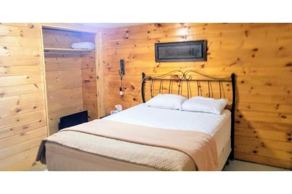 Photo of Bedroom in Powassan