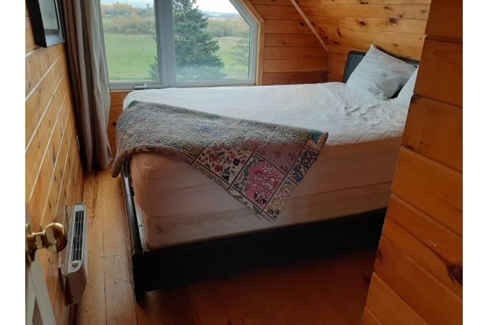 Photo of Bedroom in Powassan