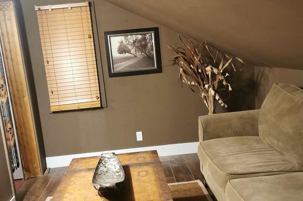 Photo of Livingroom in Regional District of Fraser-Fort George