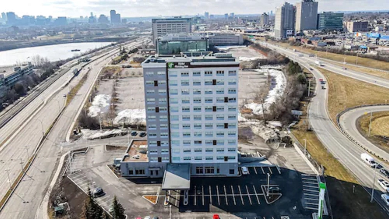 Photo of Outdoor in District Saint - Raymond - Vanier