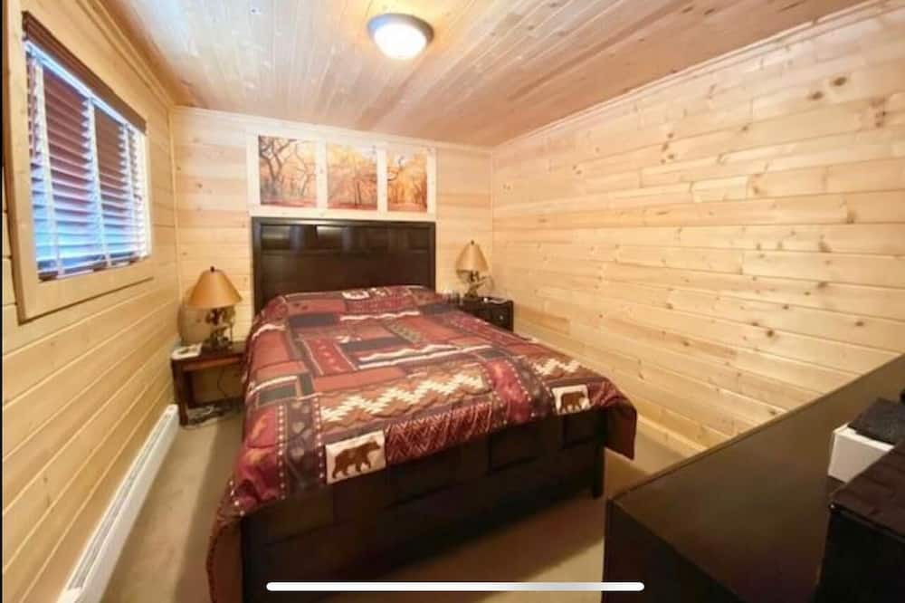 Photo of Bedroom in Wasagaming
