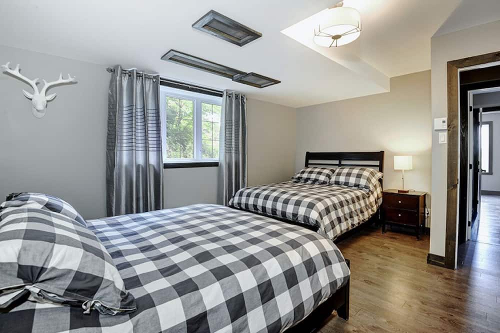 Photo of Bedroom in Stoneham