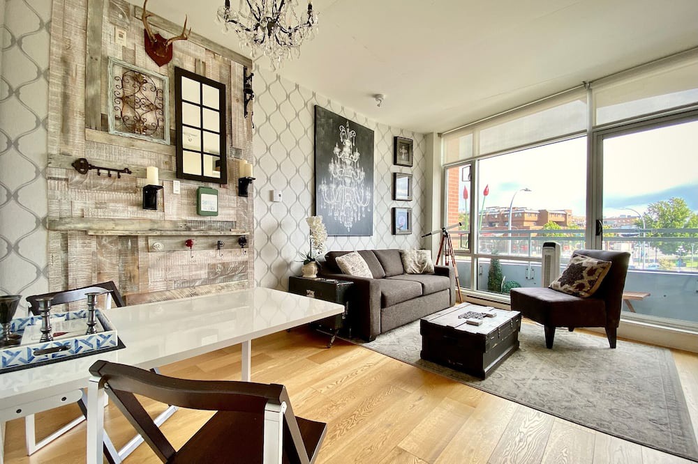 Photo of Livingroom in Inner Harbour
