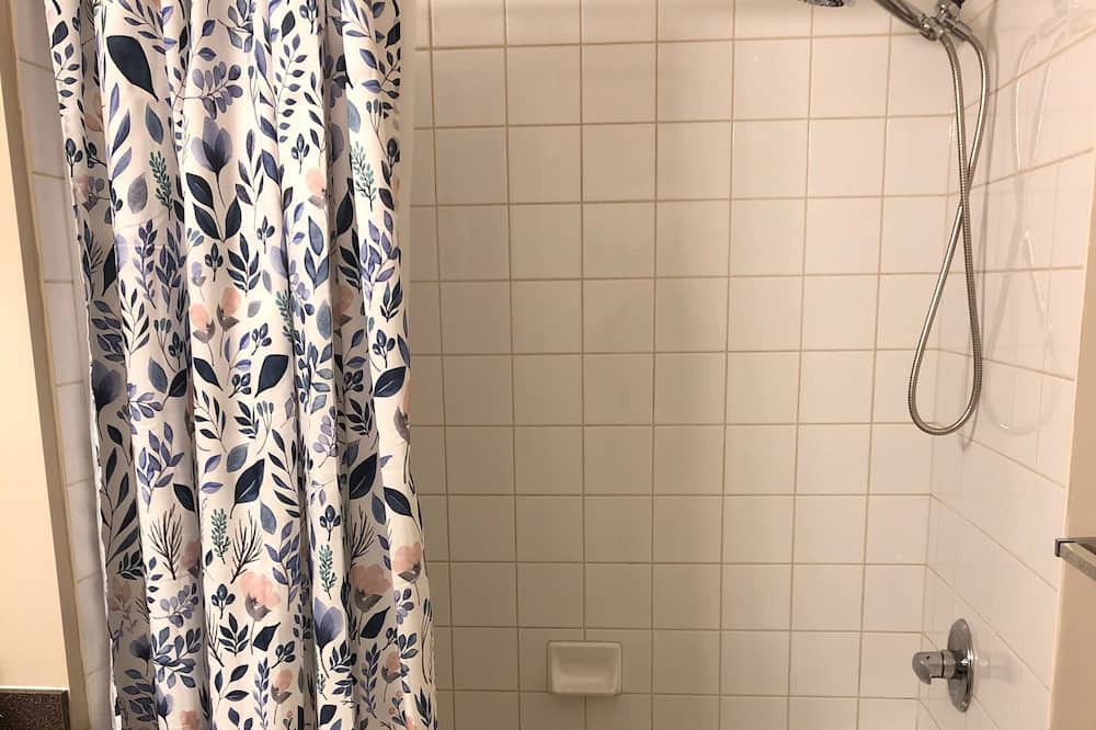 Photo of Bathroom in Quail Ridge