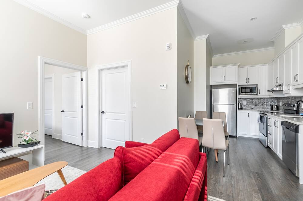 Photo of Livingroom in Smiths Falls
