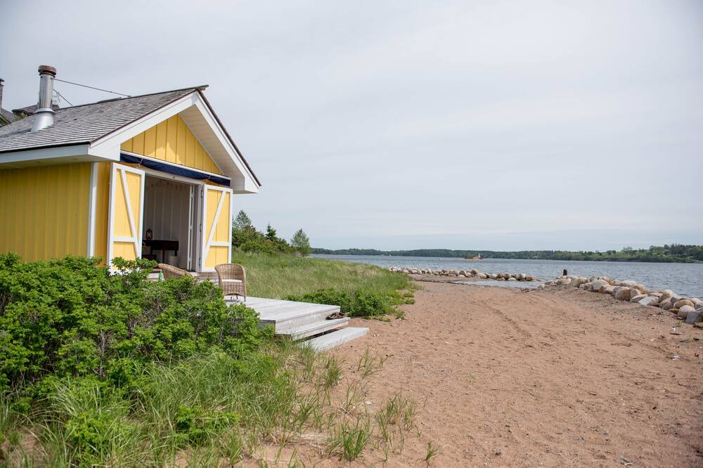 Photo of Others in Mahone Bay