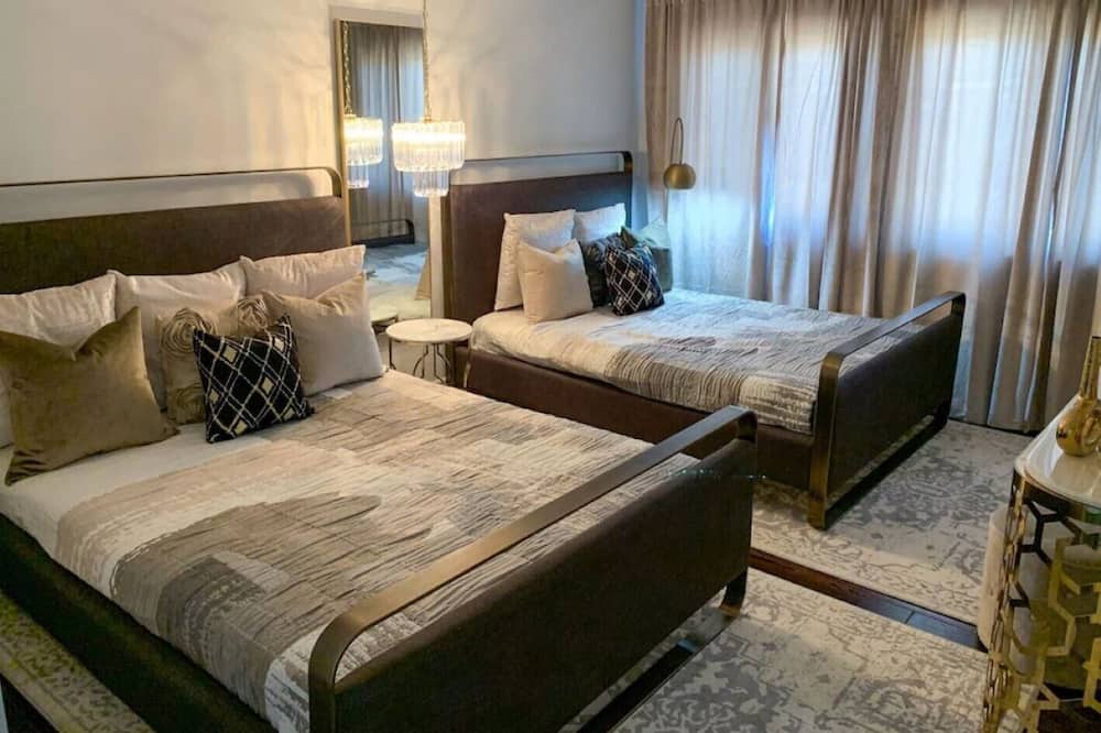 Photo of Bedroom in Crystal Beach