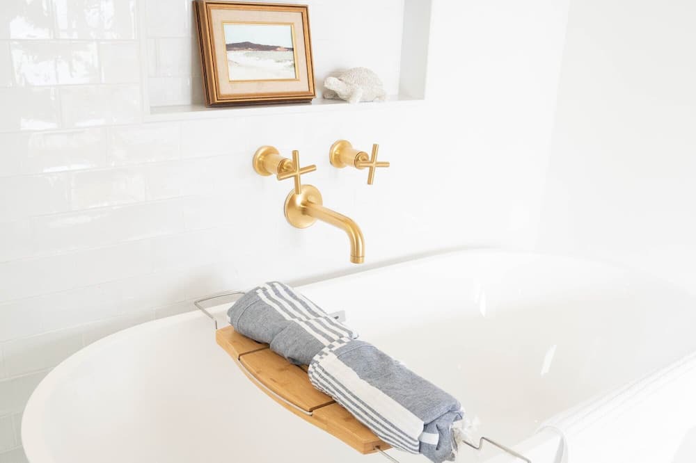 Photo of Bathroom in Crystal Beach