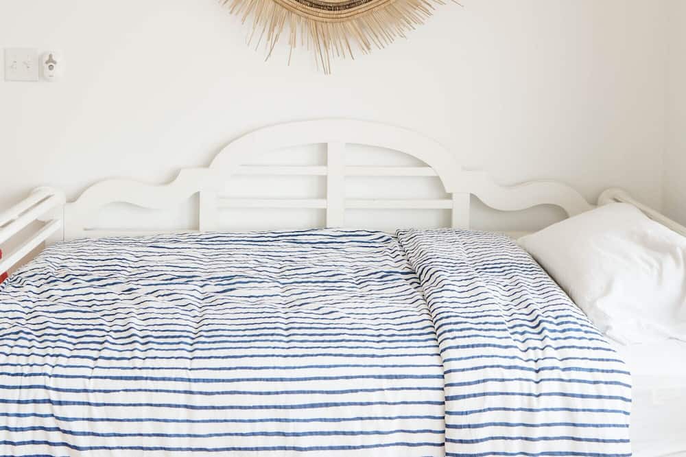Photo of Bedroom in Crystal Beach