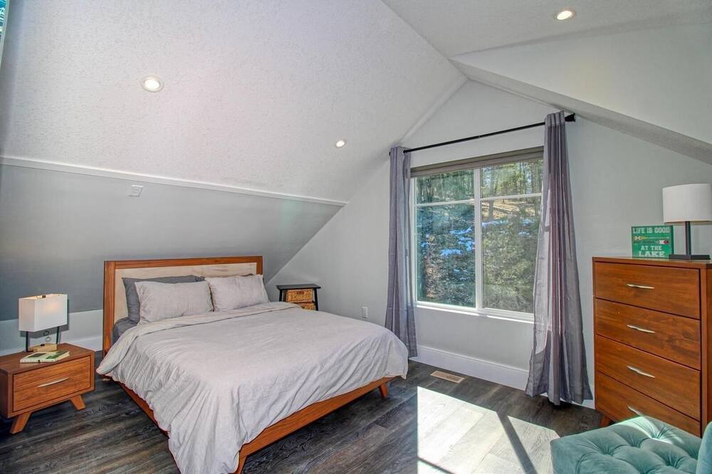 Photo of Bedroom in Central Okanagan
