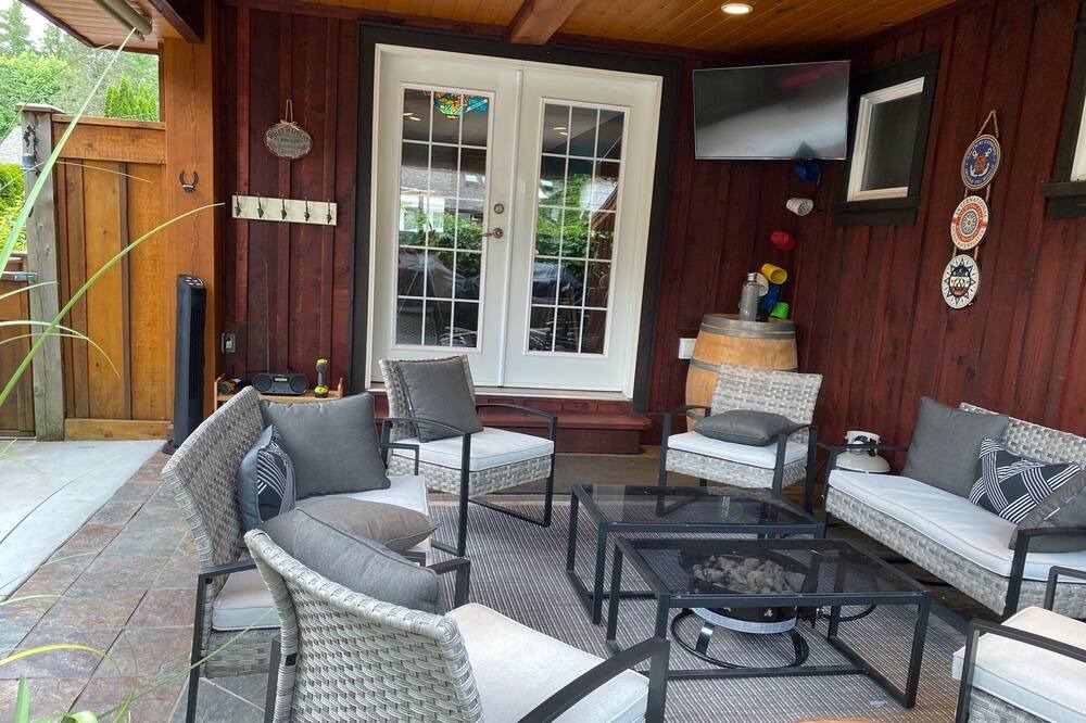 Photo of Patio Balcony in Cultus Lake