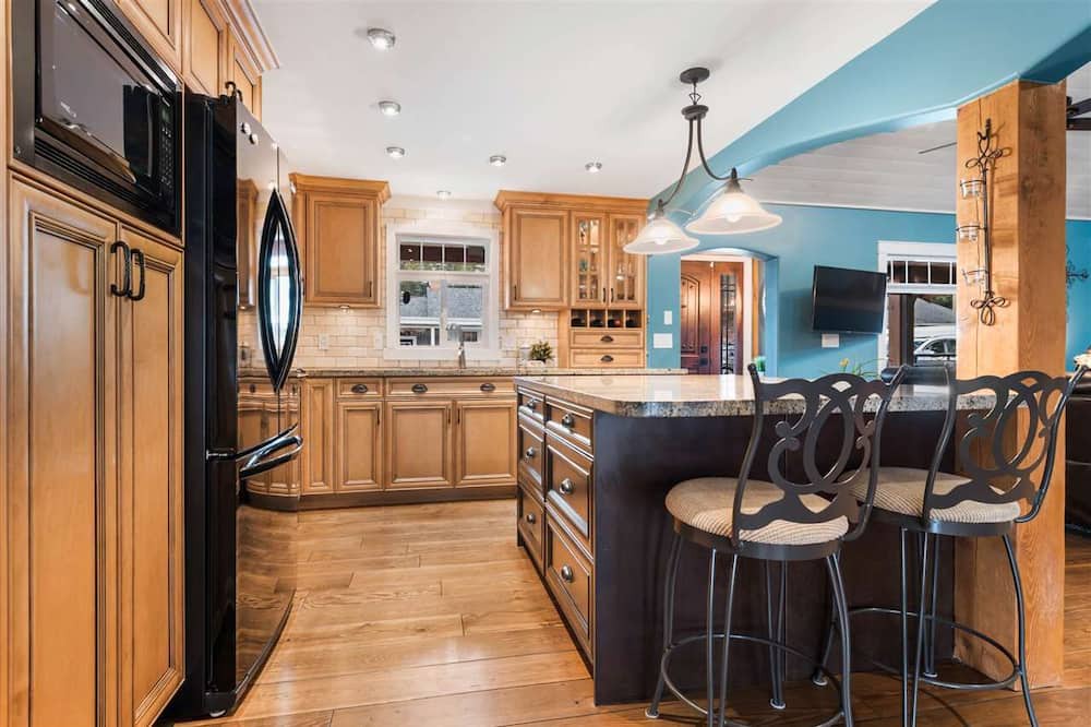 Photo of Kitchen in Cultus Lake