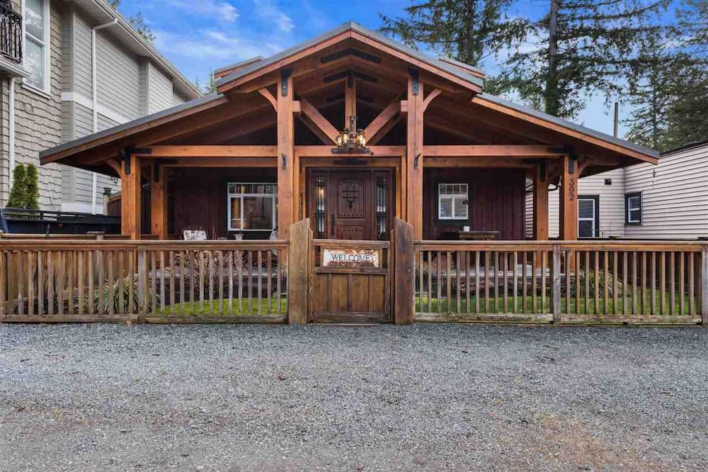 Photo of Outdoor in Cultus Lake