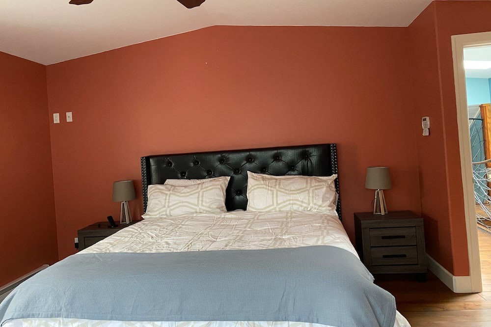 Photo of Bedroom in Cultus Lake