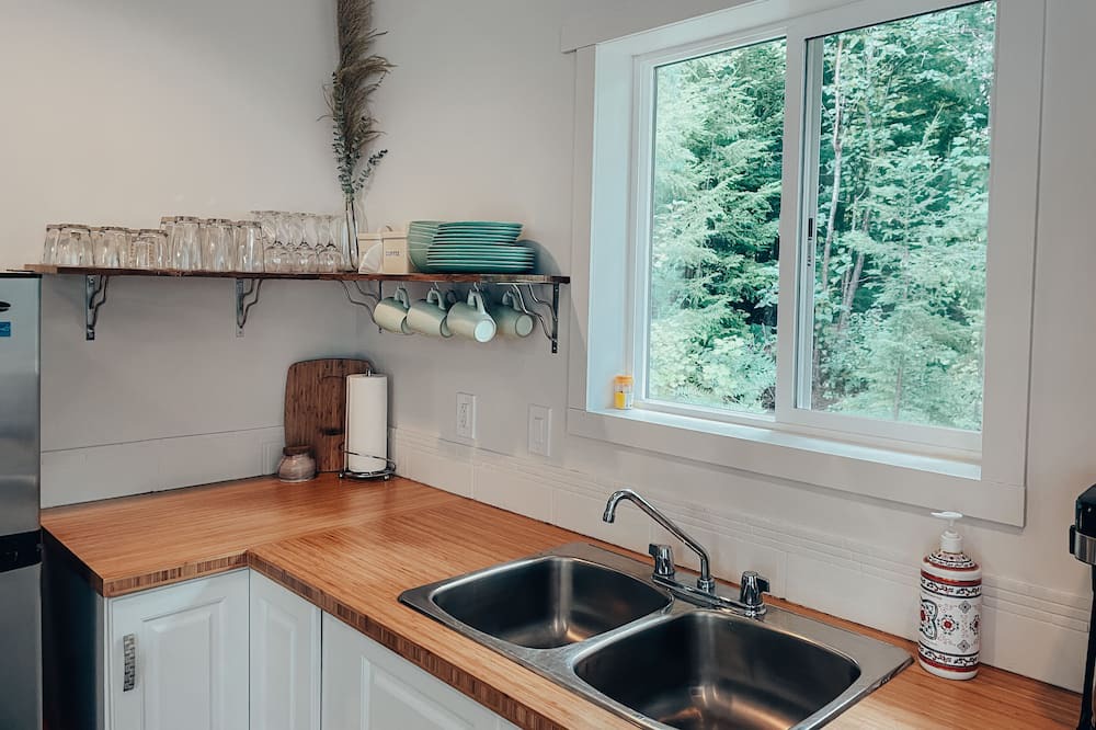 Photo of Kitchen in Magna bay