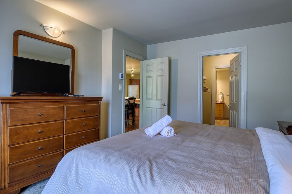 Photo of Bedroom in Mont-Tremblant