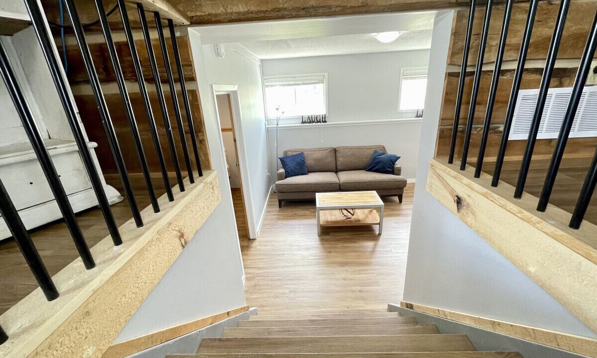 Photo of Livingroom in Campbellford
