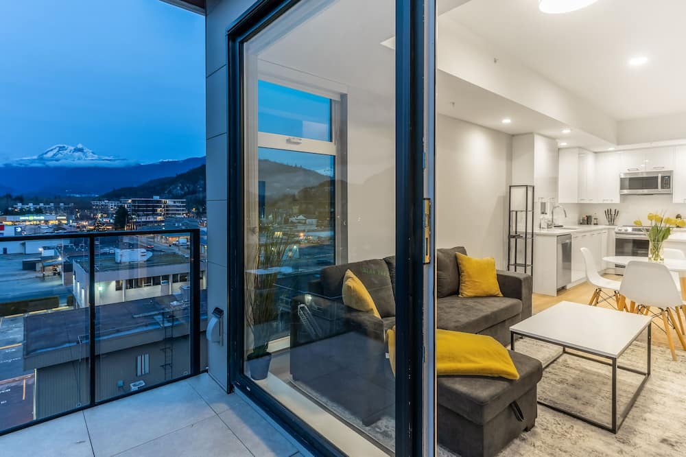 Photo of Patio Balcony in Downtown Squamish