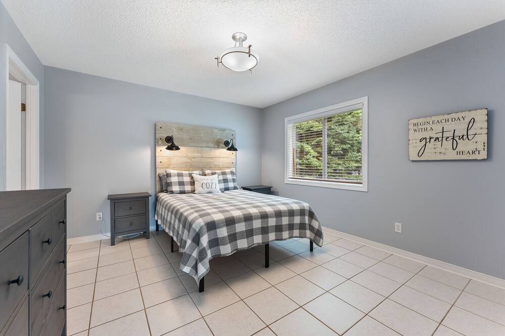 Photo of Bedroom in Hastings Highlands