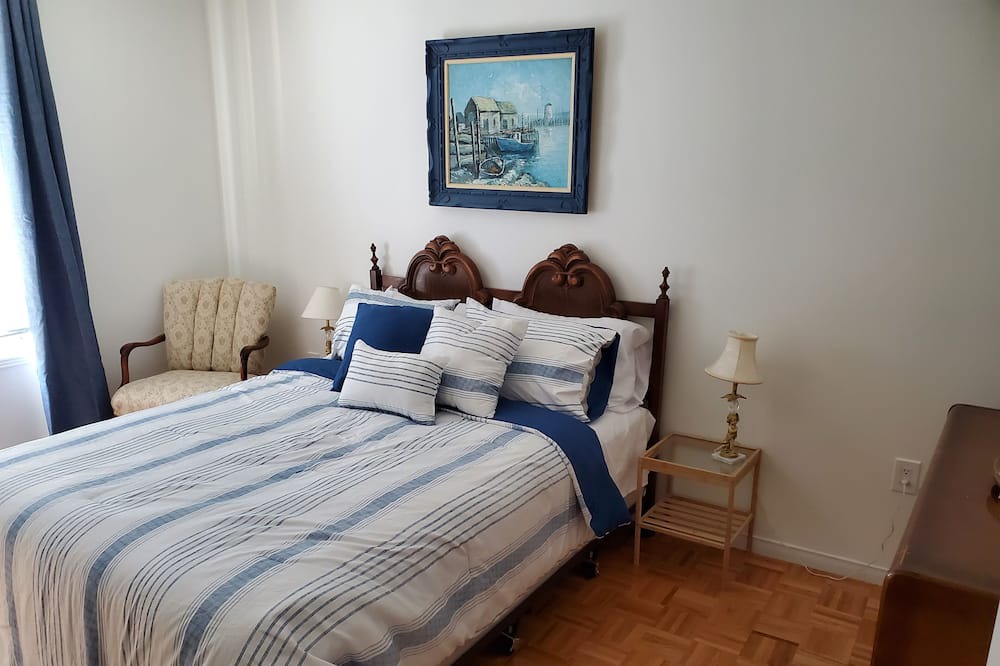Photo of Bedroom in Tiny