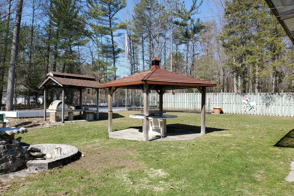 Photo of Outdoor in Tiny