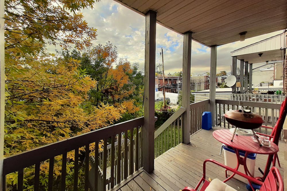 Photo of Patio Balcony in Cote-Saint-Paul