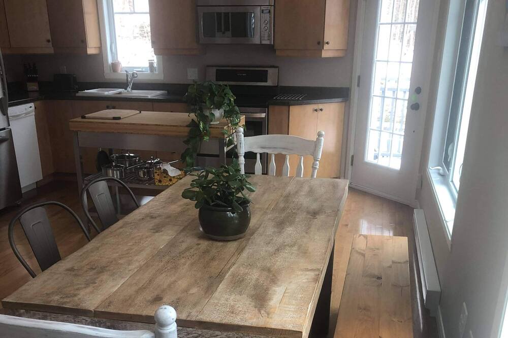 Photo of Kitchen in Sainte-Agathe-des-Monts