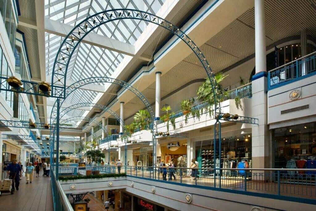 Photo of Others in Downtown Winnipeg