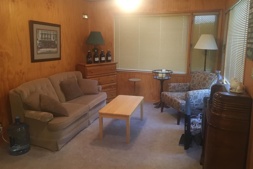 Photo of Livingroom in Torrington