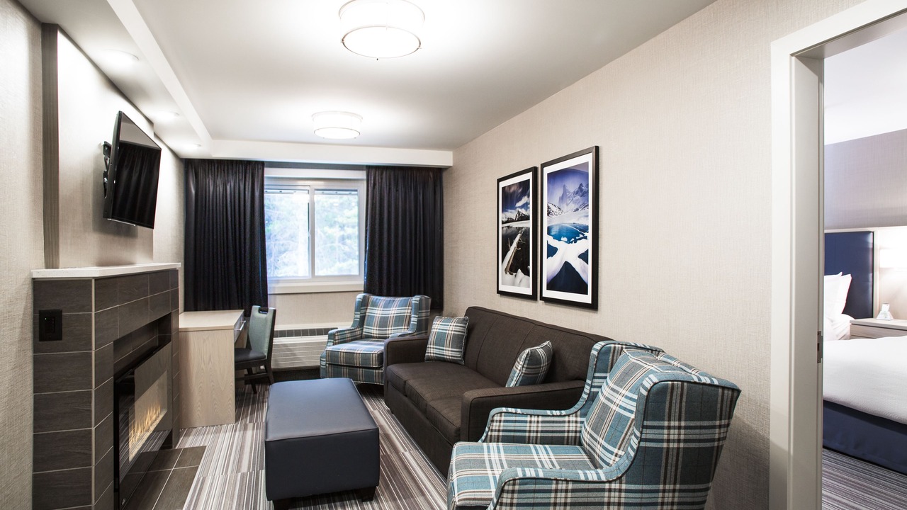 Photo of Livingroom in Lake Louise