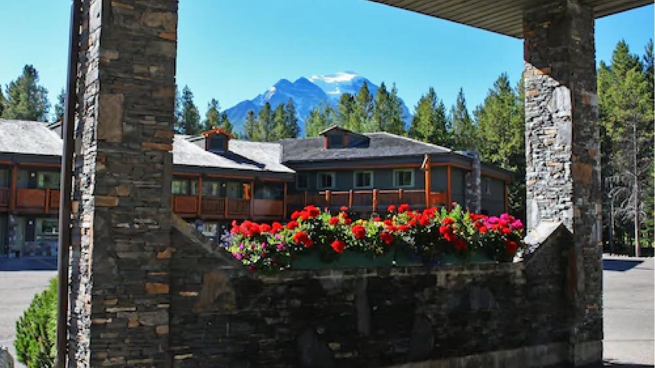 Photo of Outdoor in Lake Louise