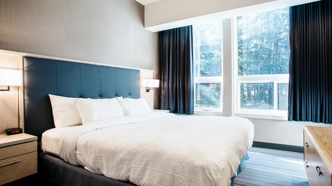 Photo of Livingroom in Lake Louise