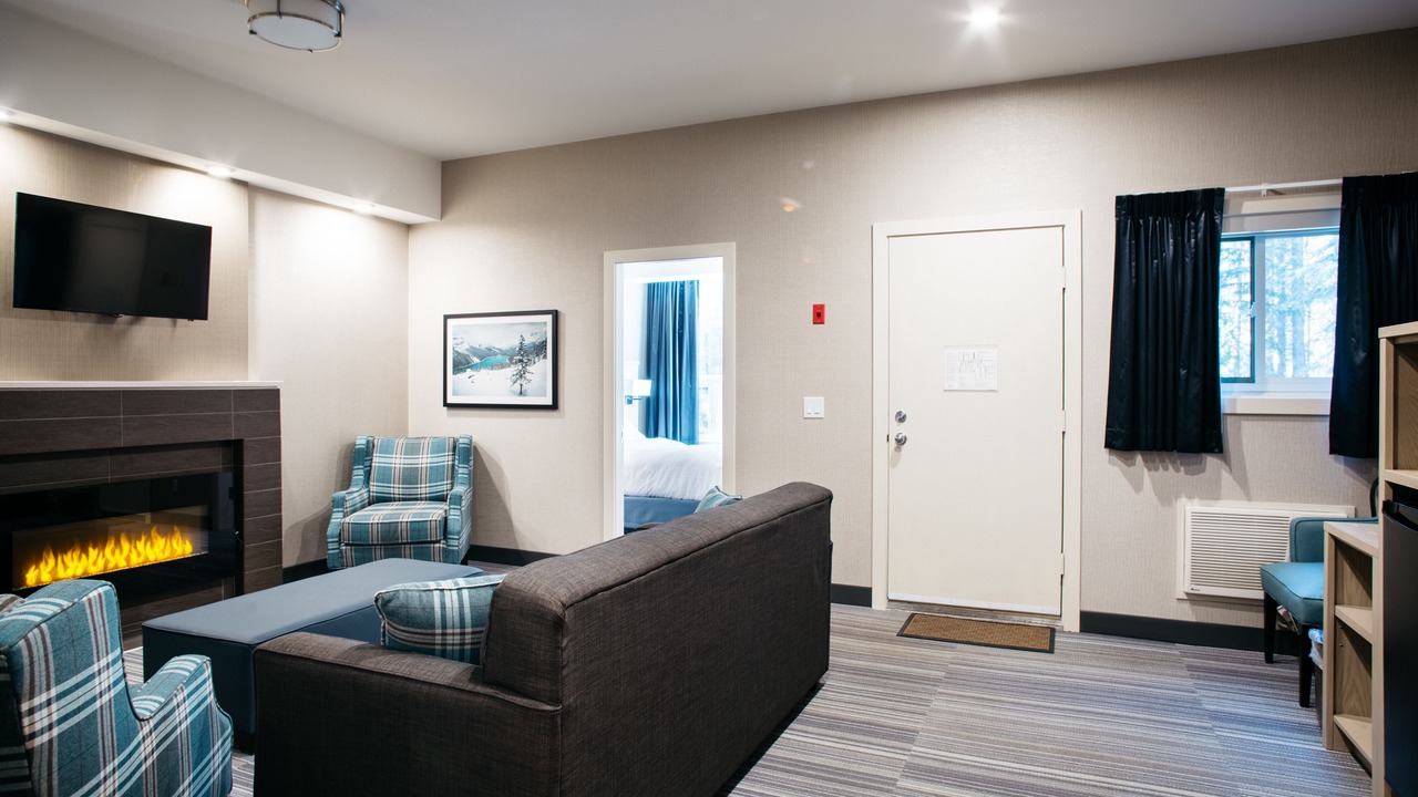 Photo of Livingroom in Lake Louise