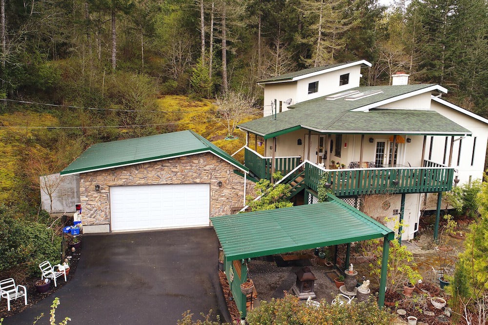 Photo of Outdoor in East Sooke