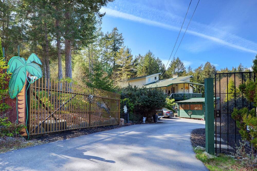 Photo of Outdoor in East Sooke