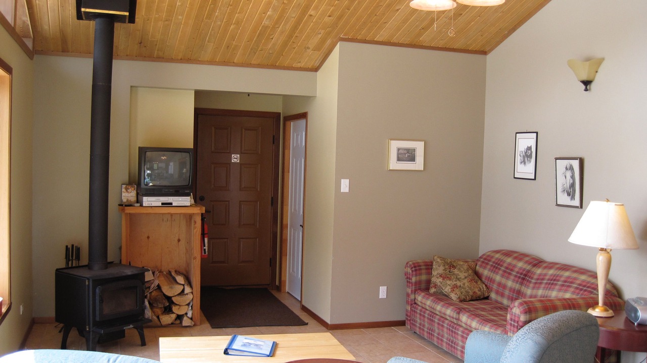 Photo of Livingroom in Chertsey