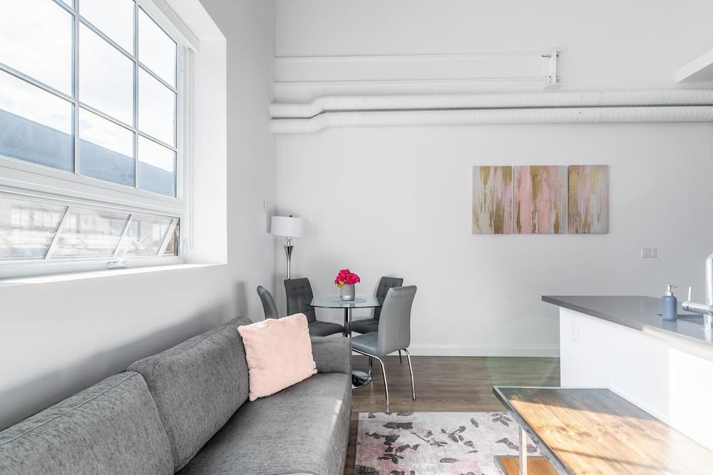 Photo of Livingroom in Kirkendall North
