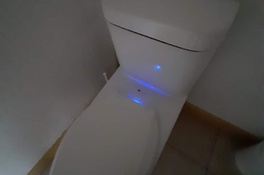Photo of Bathroom in Metchosin