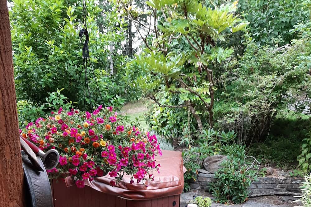 Photo of Patio Balcony in Metchosin