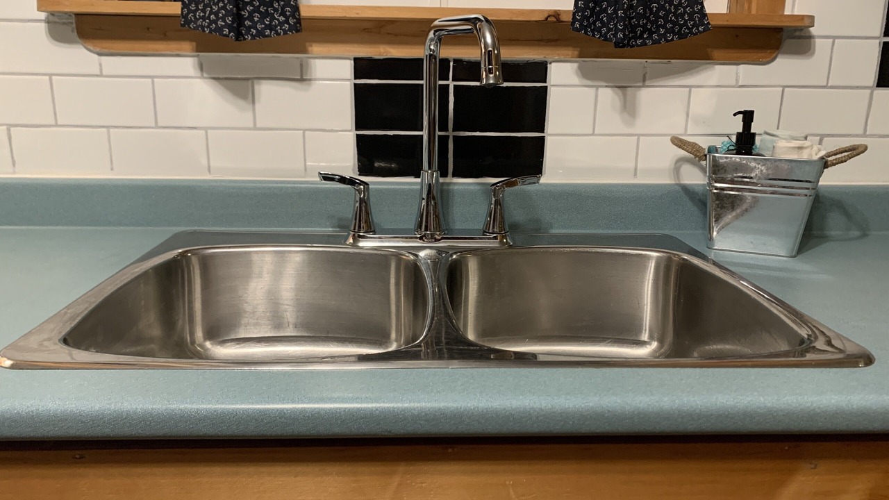 Photo of Kitchen in Darnley