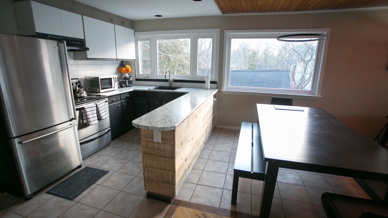 Photo of Kitchen in Scugog