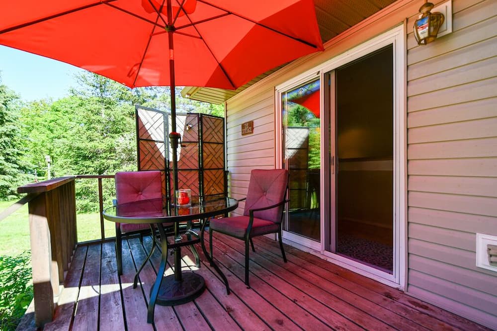 Photo of Patio Balcony in Dysart et al