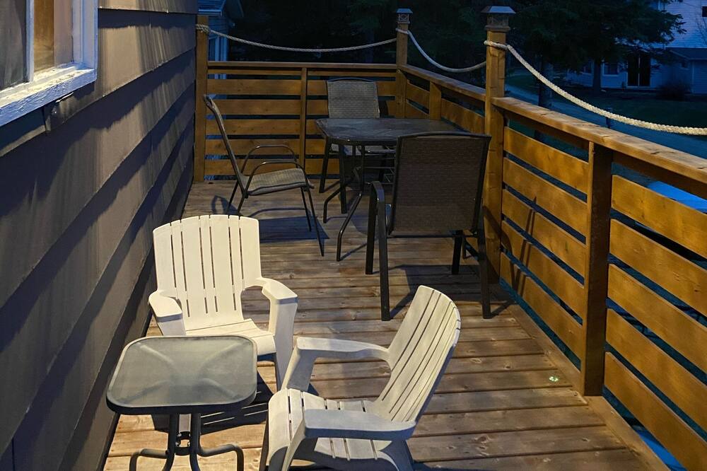 Photo of Patio Balcony in Wasagaming