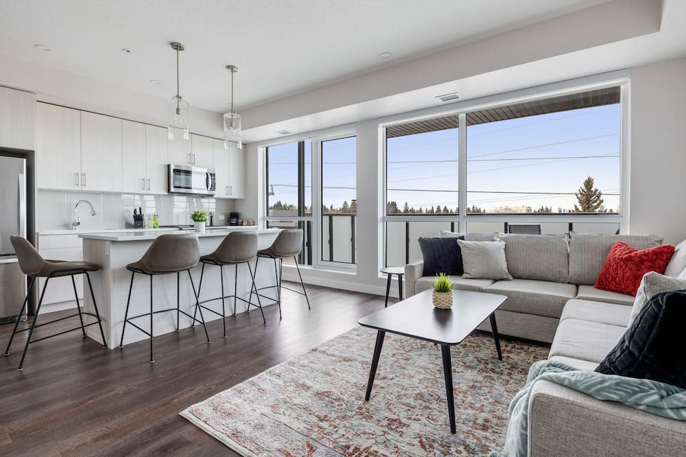Photo of Livingroom in Southwest Calgary