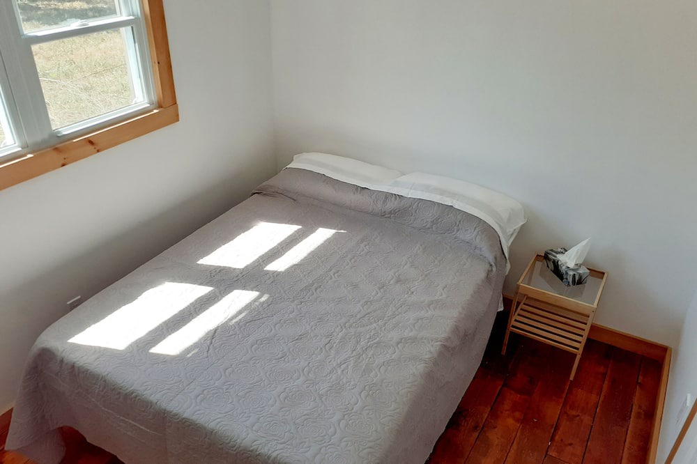 Photo of Bedroom in Milford