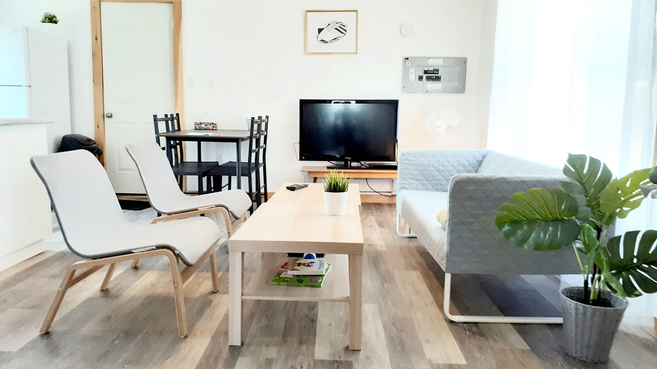 Photo of Livingroom in Milford