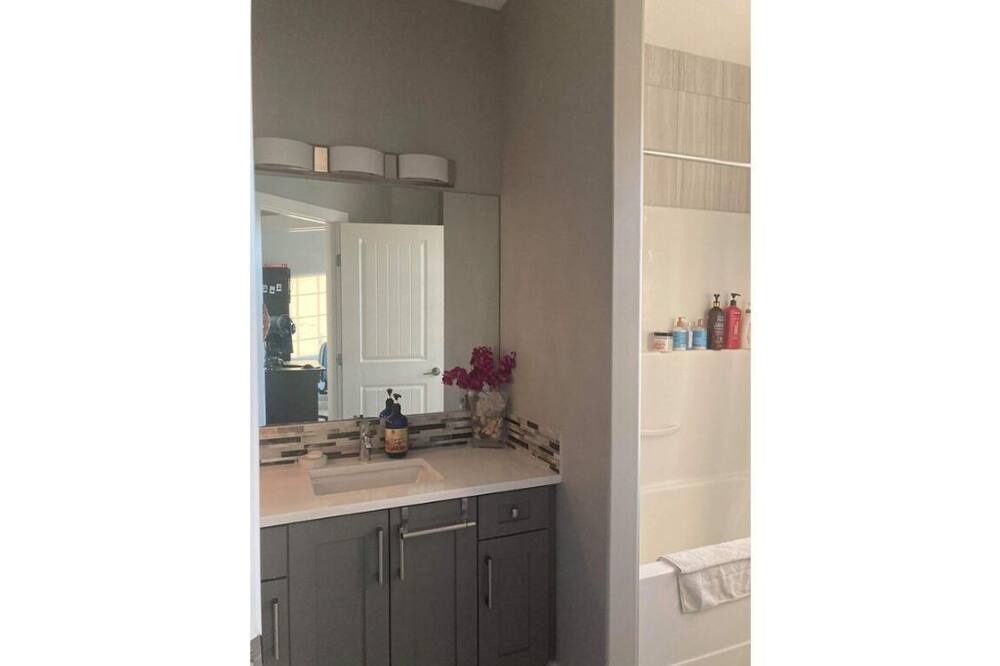 Photo of Bedroom in Symons Valley