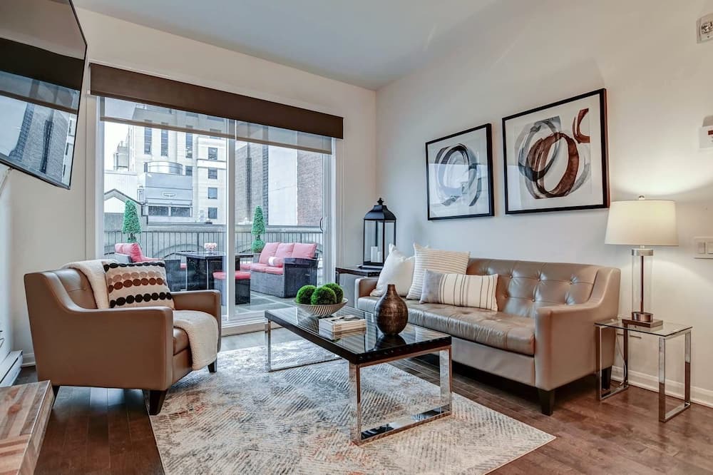 Photo of Livingroom in International District